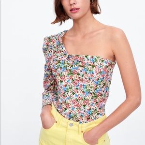 Zara Floral Asymmetrical Top